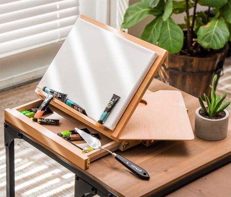 holder for painting canvases